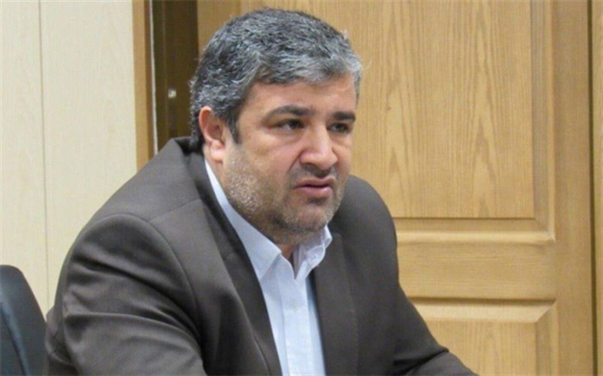 مدیر آموزش و پرورش قرچک: اصلی ترین پایگاه درراستای تحقق ساحت های سند تحول بنیادین مدرسه است