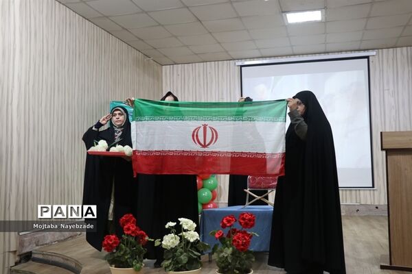 کارگاه آموزشی مربیان پیشتاز ناحیه 7 مشهد