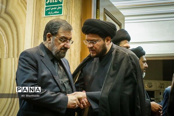 مراسم وداع با پیکر آیت‌الله هاشمی شاهرودی - مسجد امام صادق (ع)