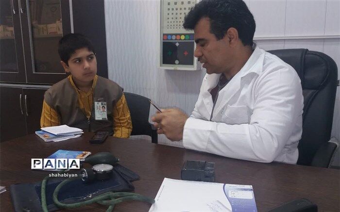 آموختن دانش بدون مهارت زندگی خوشبختی نمی آورد
