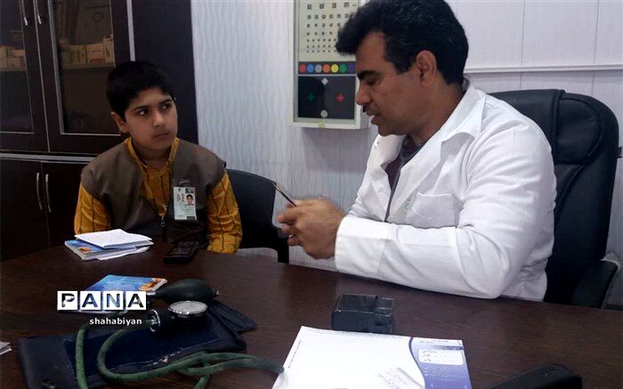 آموختن دانش بدون مهارت زندگی خوشبختی نمی آورد