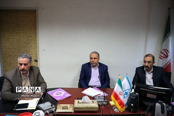 جلسه ستاد بزرگداشت 8 اسفند روز امور تربیتی