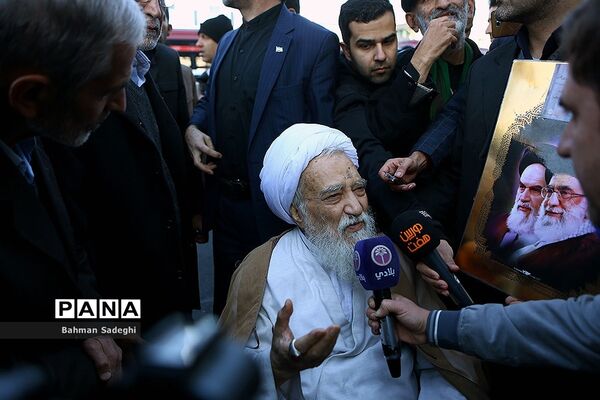 مراسم تشییع پیکر آیت‌الله هاشمی شاهرودی در تهران