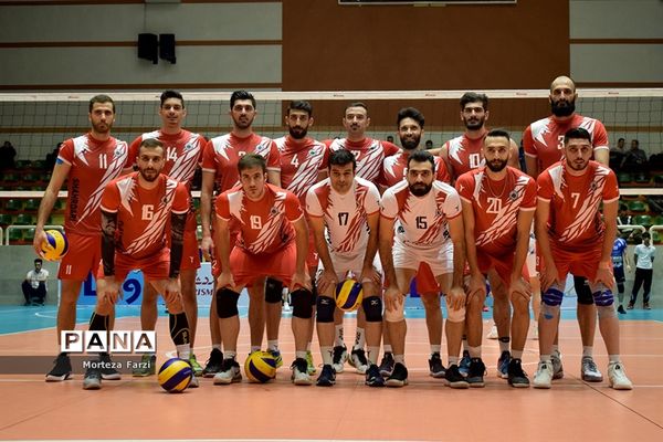 دیدار دو تیم شهرداری‌های تبریز و ورامین