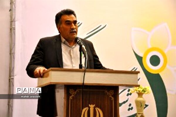 برگزاری جشنواره استانی گل نرگس در خوسف