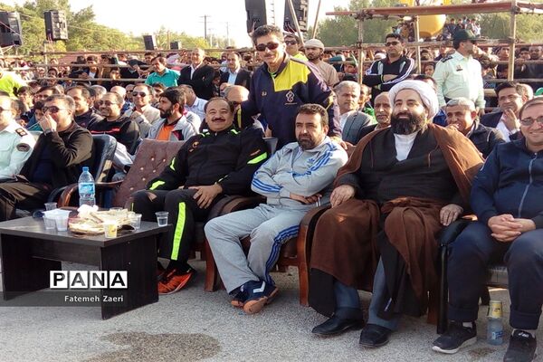 همایش پیاده‌روی خانوادگی هرمزگان
