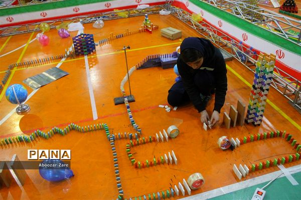 برگزاری مسابقه دومینو دانش‌آموزان ناحیه 2 شیراز