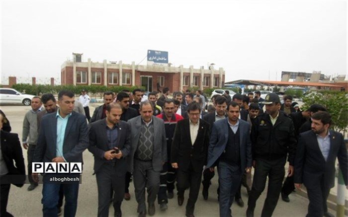 بازدید معاون وزیر راه و شهرسازی و مدیرعامل سازمان بنادر و دریانوردی کشور از بندر تجاری شادگان