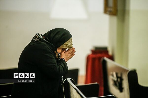 مراسم میلاد حضرت عیسی مسیح در کلیسا حضرت مریم
