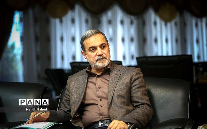 بطحایی: لایحه رتبه‌بندی معلمان تا پایان سال به مجلس تقدیم می‌شود