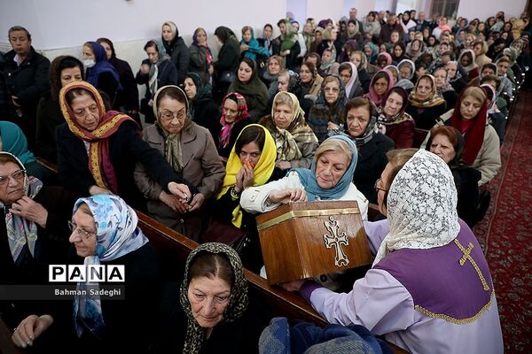مراسم جشن سال نو ارامنه در کلیسای تارگمانچاتس مقدس