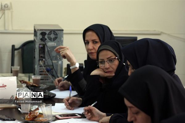 کارگاه آموزشی مدیریت فوریت ویژه مشاوران چهاردانگه