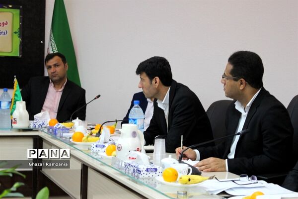 دوره آموزشی آشنایی با قوانین و مقررات اداری در بوشهر