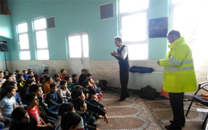 حضور نیروهای اورژانس‌ در واحدهای آموزشی اسلامشهر