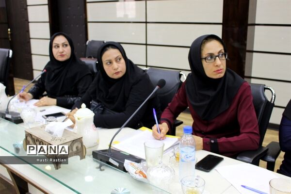 جلسه تخصصی سرگروه‌های درس تربیت‌بدنی و ناظران قطبی شهرستان‌ها و مناطق استان بوشهر