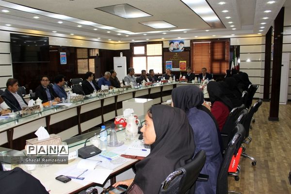 جلسه تخصصی سرگروه‌های درس تربیت‌بدنی و ناظران قطبی شهرستان‌ها و مناطق استان بوشهر