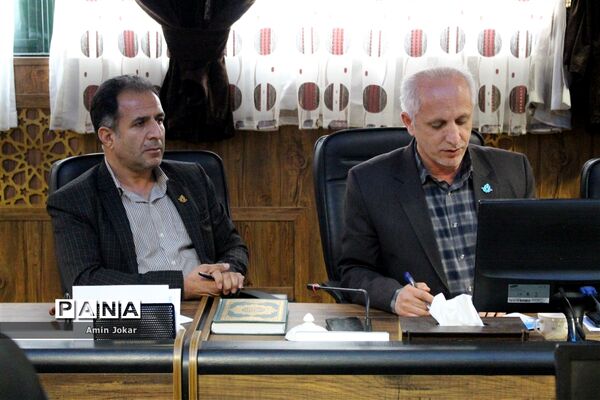 نخستین نشست شورای هماهنگی تشکل‌های دانش‌آموزی استان فارس