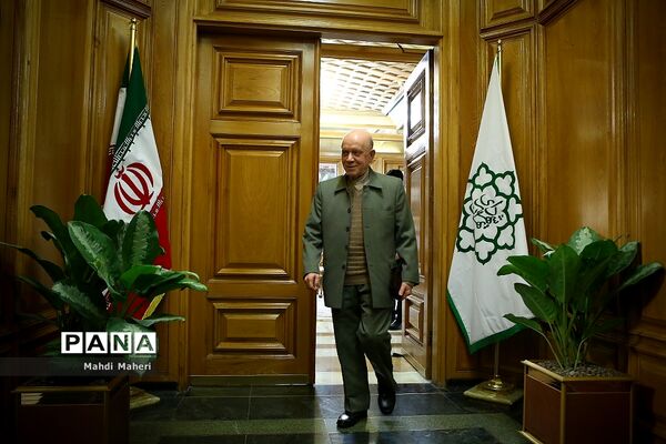 نشست مشترک شهرداران تهران در دوره انقلاب  شکوهمند اسلامی