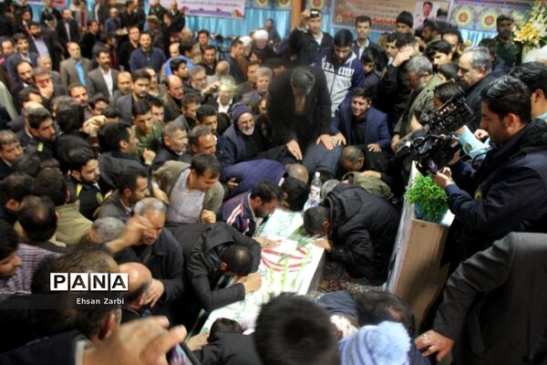 مراسم تشیع پیکر پاک و مطهر  شهید غلامحسن جام‌دوست در تربت جام