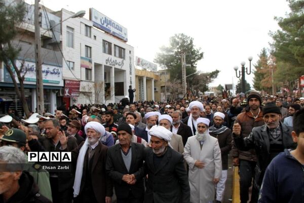 مراسم تشیع پیکر پاک و مطهر  شهید غلامحسن جام‌دوست در تربت جام