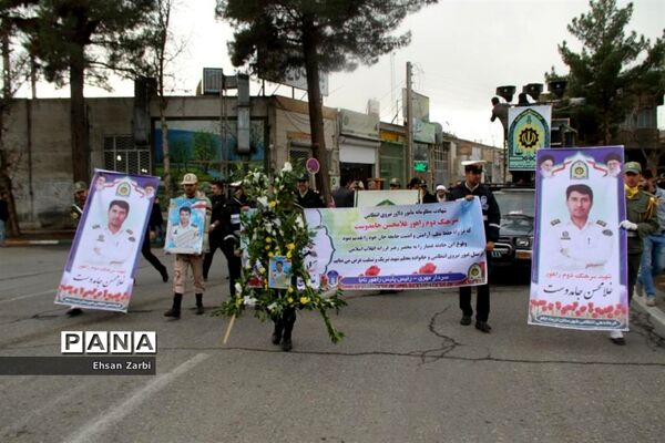 مراسم تشیع پیکر پاک و مطهر  شهید غلامحسن جام‌دوست در تربت جام