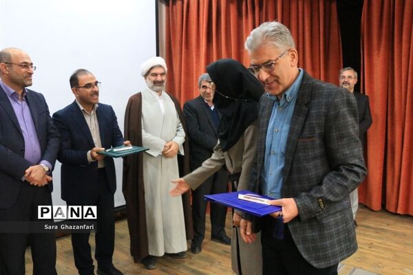 تجلیل از پرستاران نمونه استان مازندران