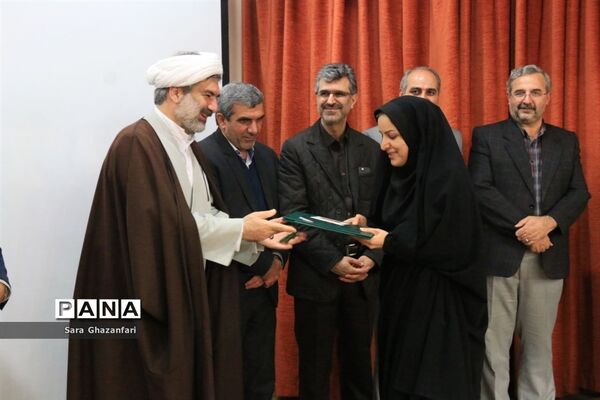 تجلیل از پرستاران نمونه استان مازندران