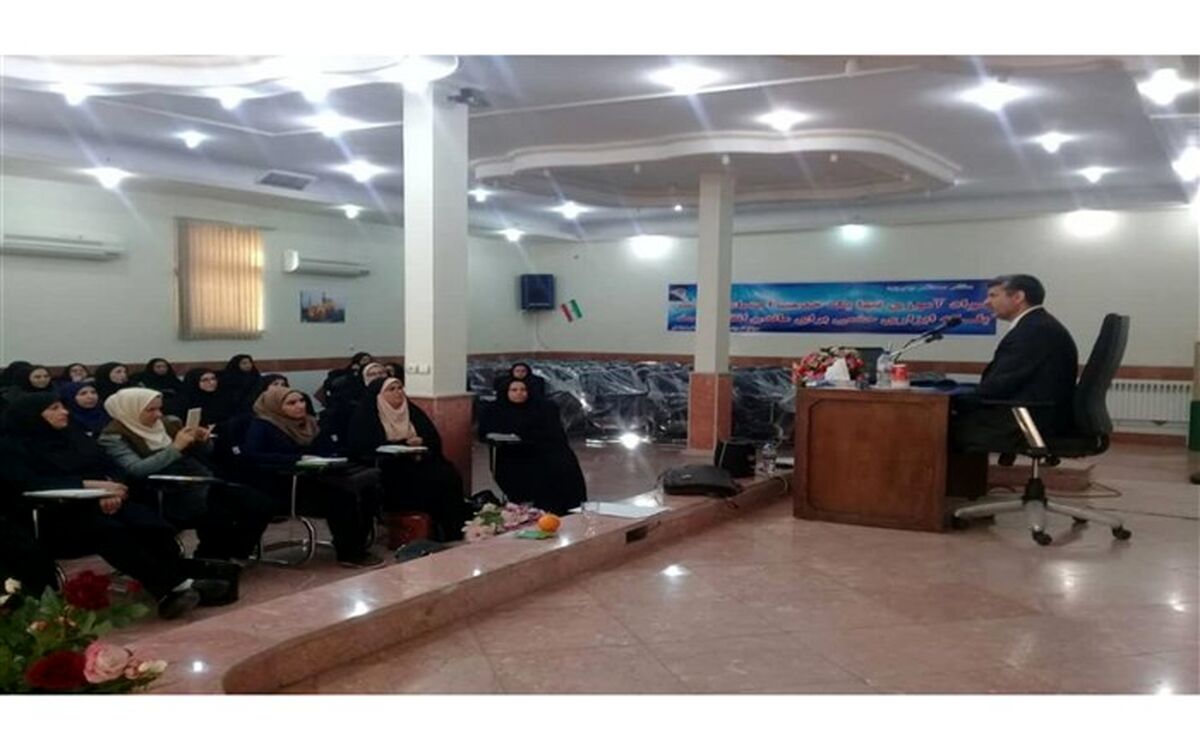 رئیس سازمان نهضت سوادآموزی: معلم و آموزش‌دهنده نقش بسیار مهمی در افزایش و ارتقای کیفیت آموزش دارند