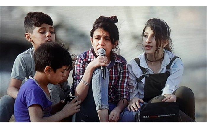 فیلمبرداری میان بمب‌های خنثی‌نشده؛ کارگردان «نت‌های مسی یک رویا» از خطرهای ساخت فیلم در سوریه می‌گوید