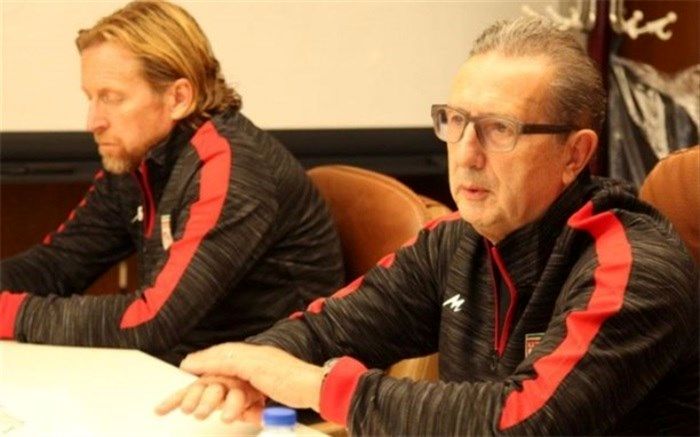 لیکنز: چوب جادو ندارم در یک‌لحظه همه مشکلات را حل کنم