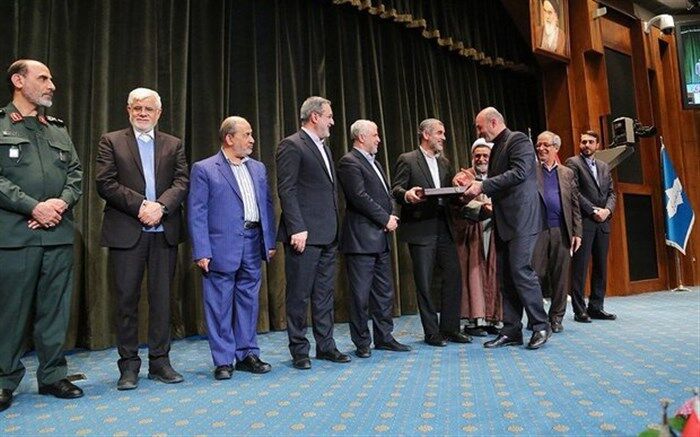 تجلیل از بنیاد برکت در پنجمین همایش مدیریت جهادی