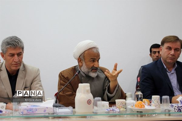 نهمین جلسه شورای آموزش و پرورش استان بوشهر