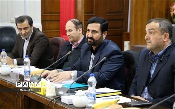 معاون آموزش متوسطه آموزش و پرورش آذربایجان شرقی: اولویت سند تحول بنیادین فعالیت های گروهی دانش آموزان است