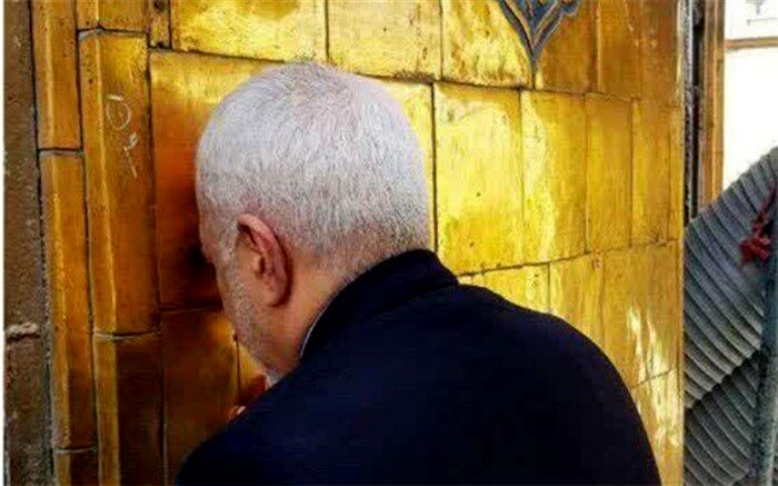 حضور ظریف در حرم امام حسین(ع)  + عکس