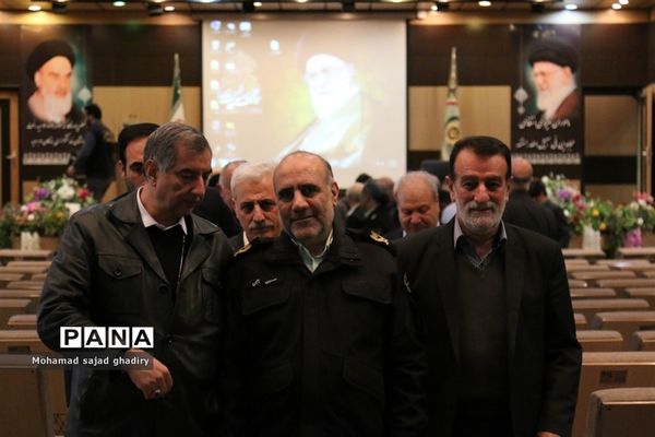 نخستین نشست مجمع خیرین امین در پلیس پایتخت