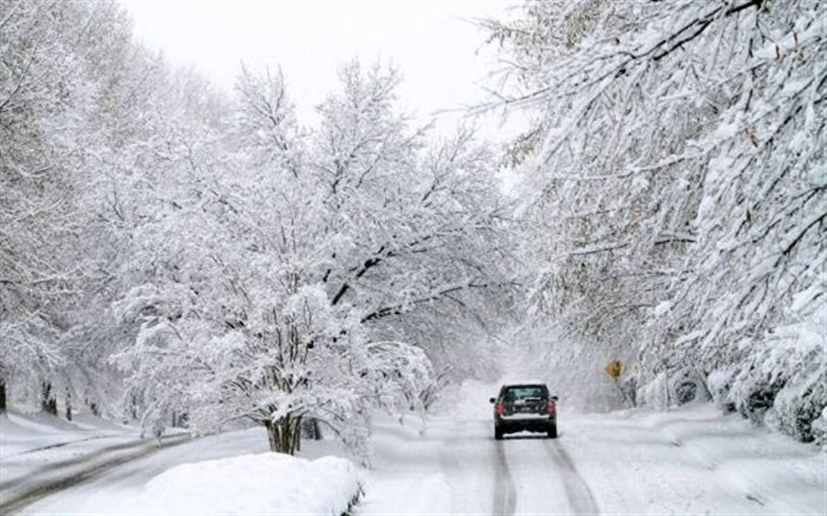بارش برف و باران در محورهای 14 استان‌ کشور
