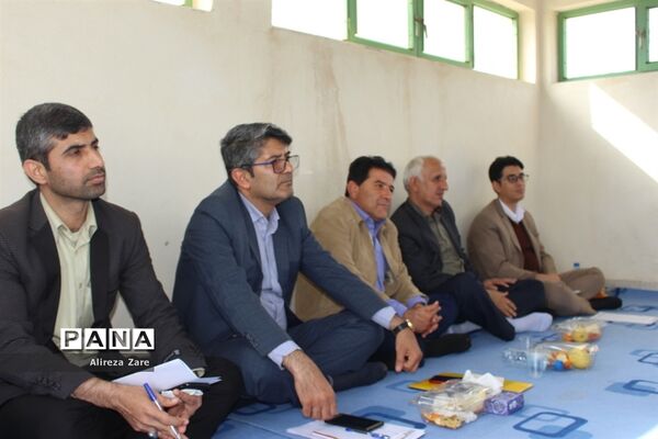 کار گروه تخصصی کارشناسان فناوری و نیروی انسانی آموزش و پرورش استان بوشهر