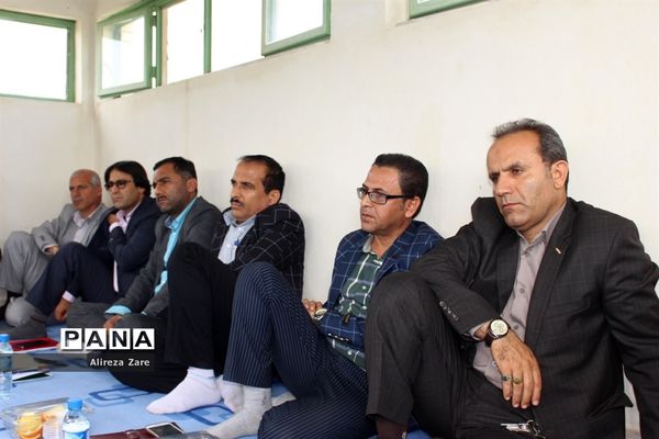 کار گروه تخصصی کارشناسان فناوری و نیروی انسانی آموزش و پرورش استان بوشهر