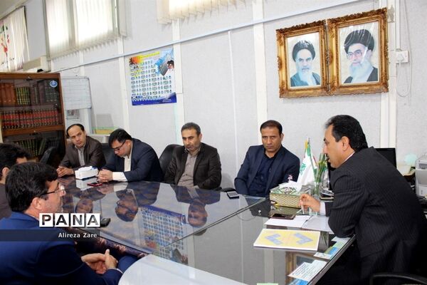 جلسه هم‌اندیشی حوزه معاونت پشتیبانی و سازمان دانش‌آموزی استان بوشهر