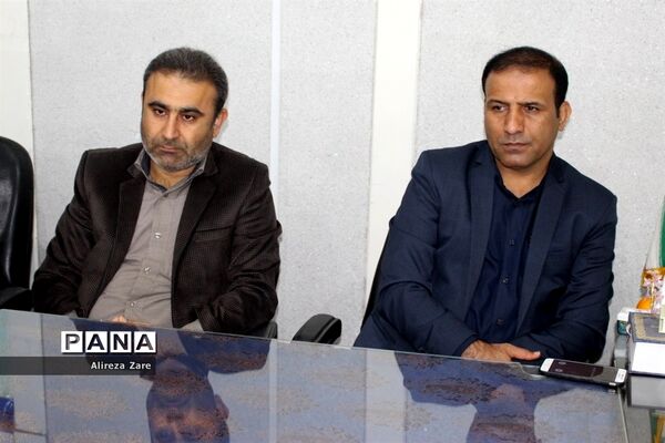 جلسه هم‌اندیشی حوزه معاونت پشتیبانی و سازمان دانش‌آموزی استان بوشهر
