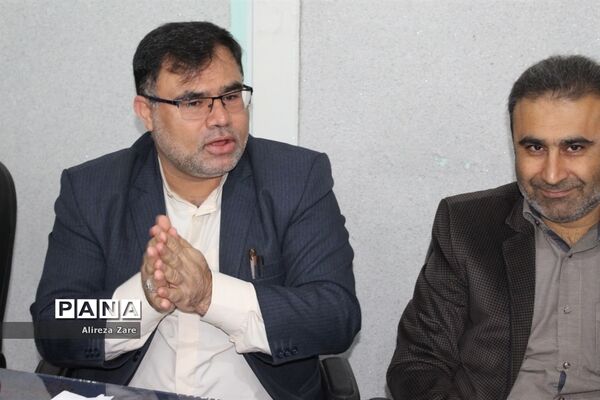 جلسه هم‌اندیشی حوزه معاونت پشتیبانی و سازمان دانش‌آموزی استان بوشهر