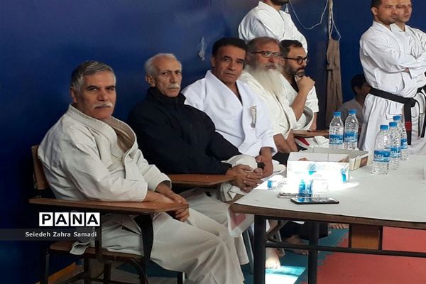 گردهمایی کاراته کاران در خانه کاراته ملارد