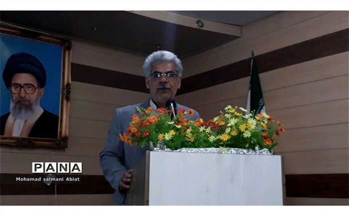 گروه های آموزشی نقش محوری در تحقق اهداف آموزش و پرورش ایفا می کنند
