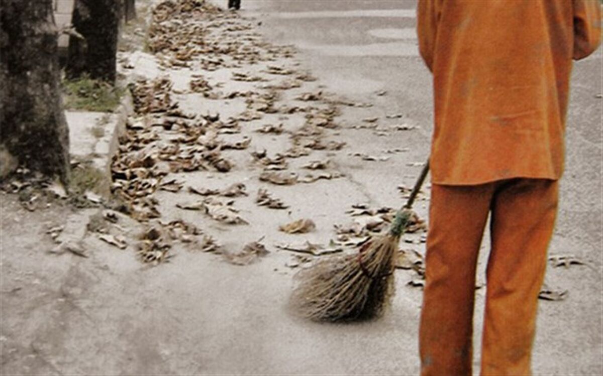 رانندگان با رعایت ایمنی هنگام رانندگی، مواظب پاکبانان باشند