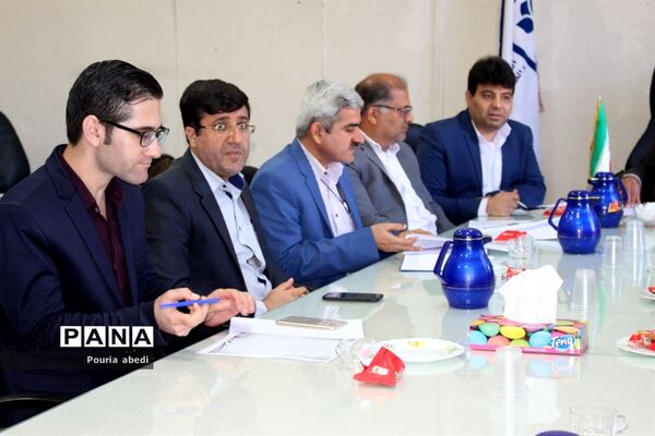 نشست کار گروه نکوداشت چهلمین سالگرد پیروزی انقلاب اسلامی آموزش و پرورش استان بوشهر