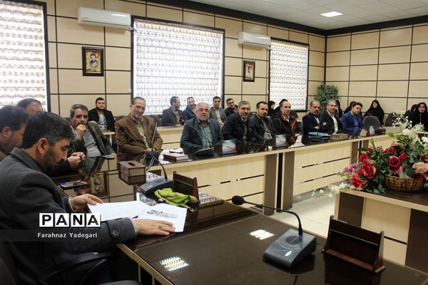 انتخابات مجمع مربیان سازمان دانش‌آموزی ناحیه 2 همدان