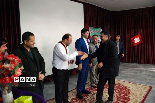 دوره آموزشی و توانمندسازی مربیان پیشتازان اهر