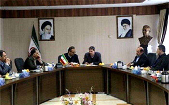 تاکید استاندار آذربایجان غربی بر عملیاتی شدن افزایش حقوق کارکنان قراردادی