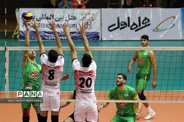 دیدار تیم‌های والیبال شهرداری ارومیه و کاله آمل