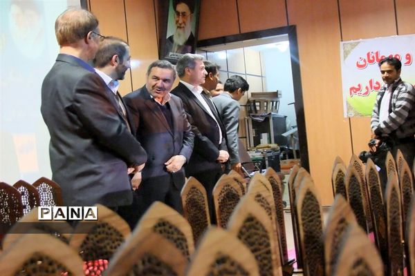 همایش تجلیل از برگزیدگان دانش‌آموزان پیشتاز برگزیده شهرستان زهک
